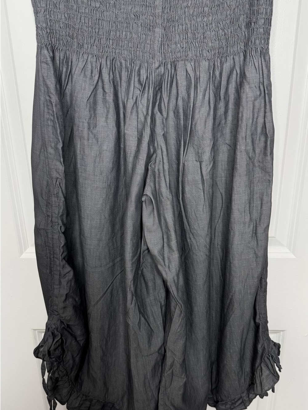 Celina Genie Harem Gaucho Culottes Ruched Ties on Side of Legs Ruffled Hems |GUC - Picture 10 of 11